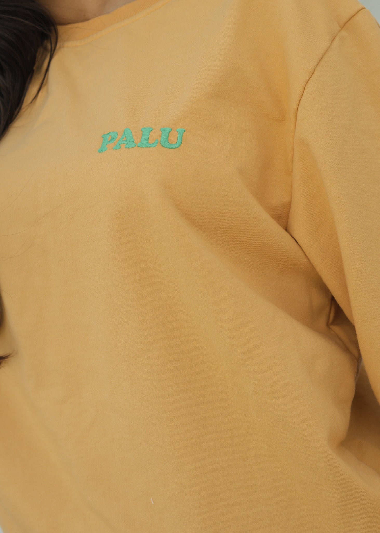 Sweatshirt Amarela Crop Ilustrada Bloom
