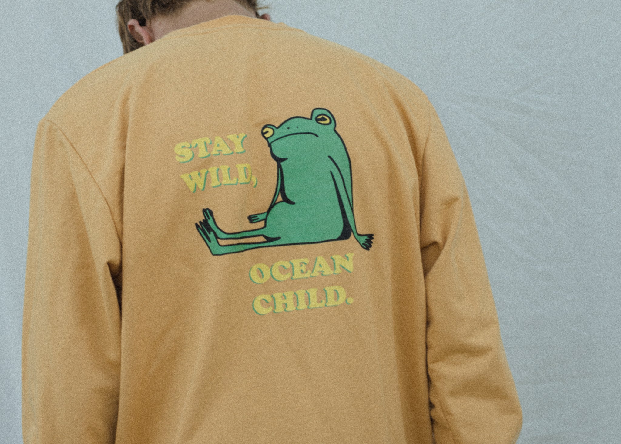 Sweatshirt Amarela Ilustrada Frog