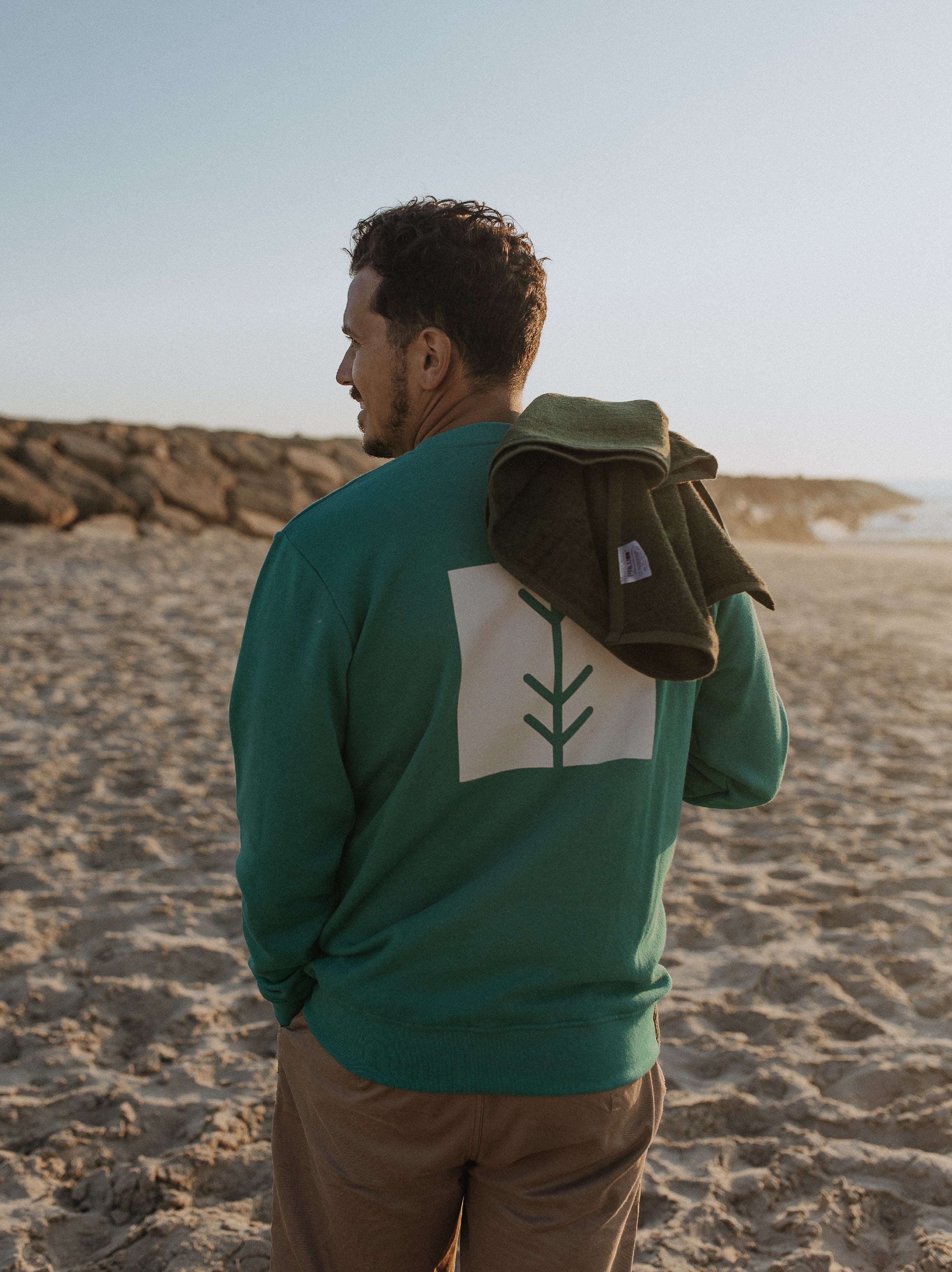 Palu Illustrated Green Sweatshirt