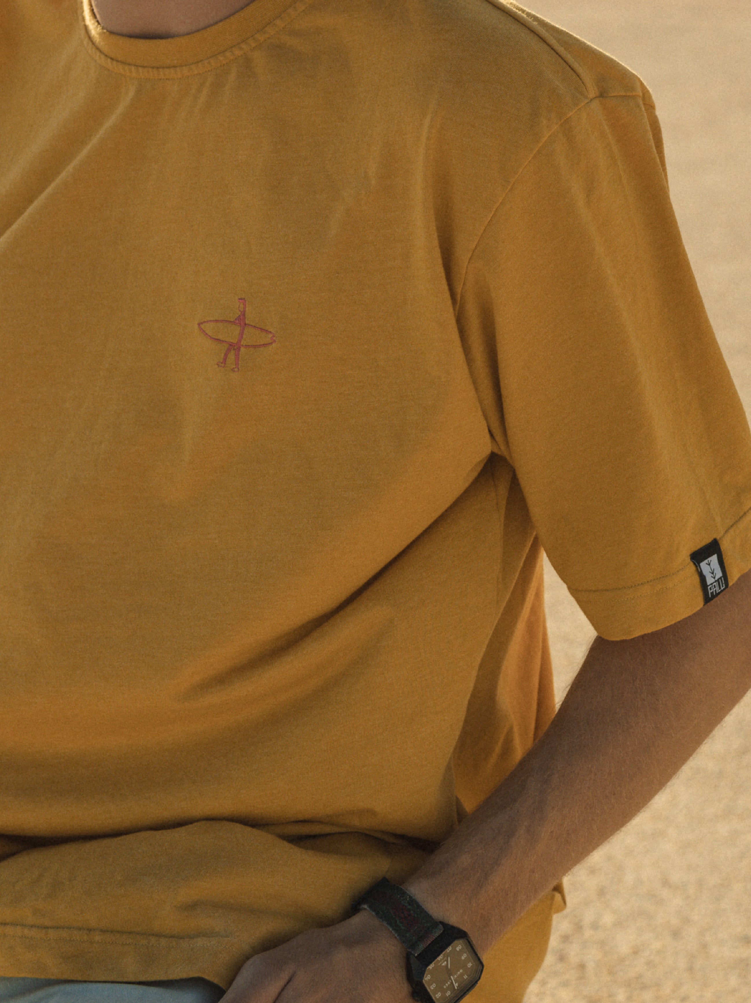 Stay Wild Illustrated Yellow T-shirt