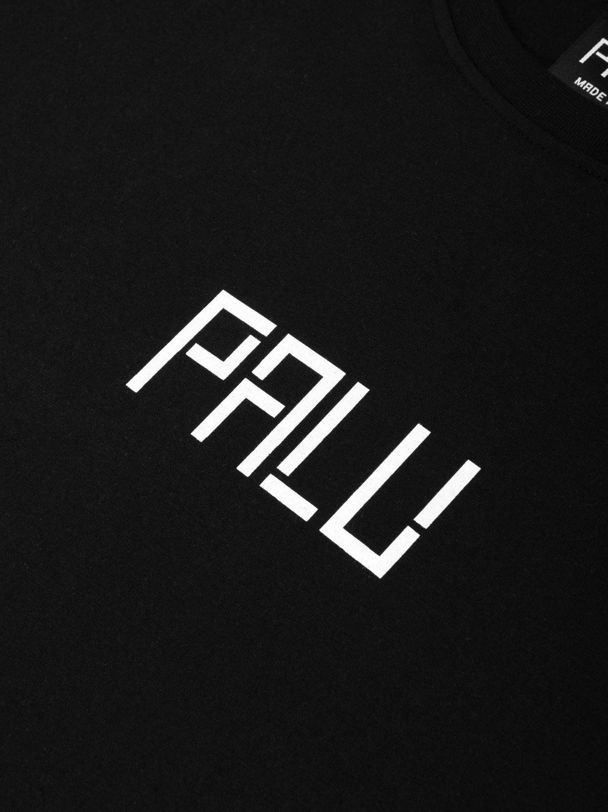 Black travel tee back