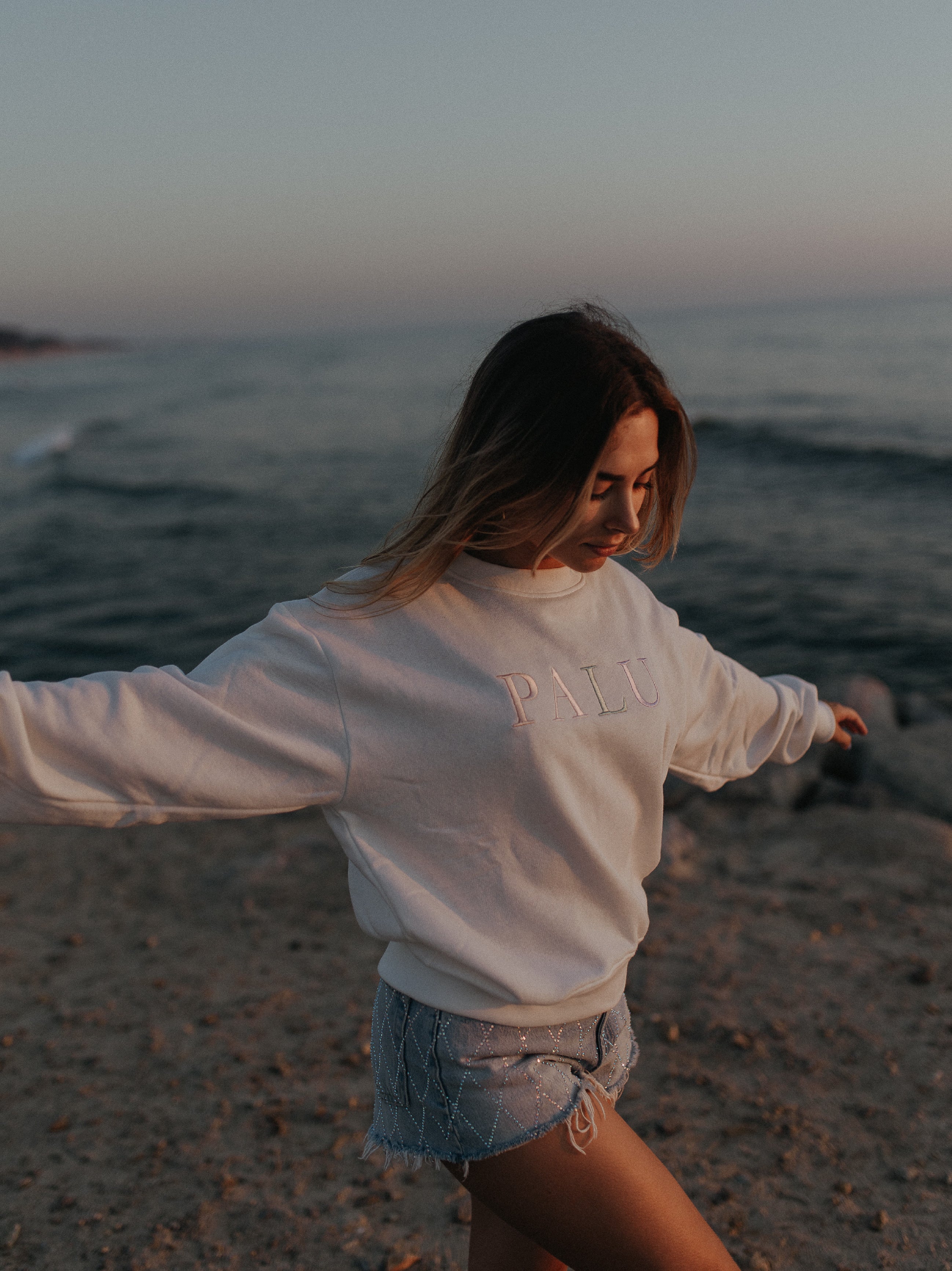 Crop White Sweatshirt